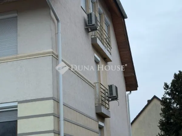 Eladó lakás Kecskemét 72 nm