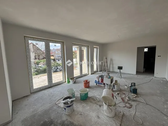 Eladó ház Kecskemét, Hunyadiváros 135 nm