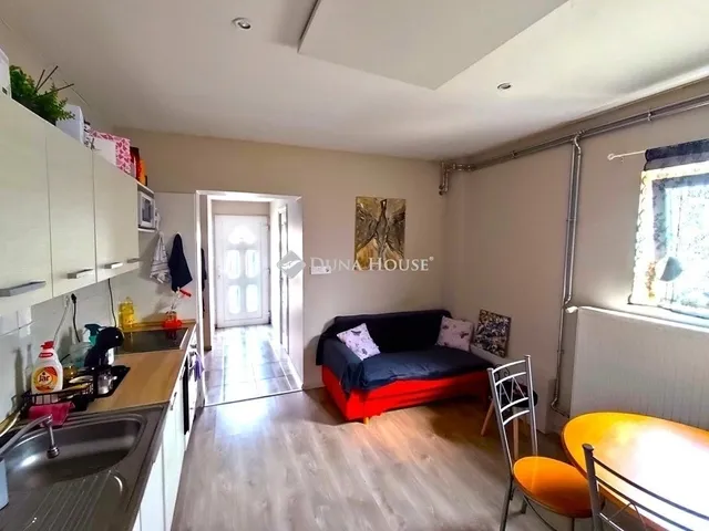 Eladó ház Kecskemét, Rendőrfalu 80 nm