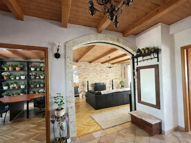 Eladó lakás Kecskemét, Belváros 90 nm