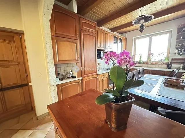 Eladó lakás Kecskemét, Belváros 90 nm