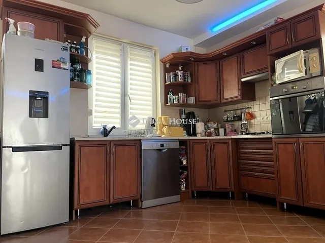 Eladó ház Kecskemét, Kadafalva 140 nm