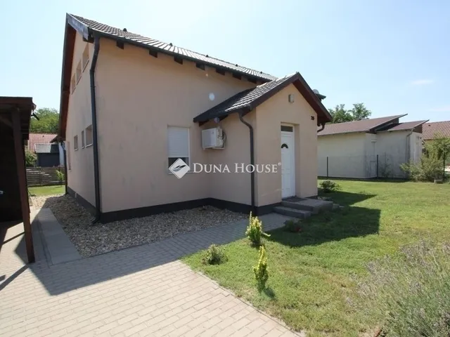 Eladó ház Kecskemét 120 nm
