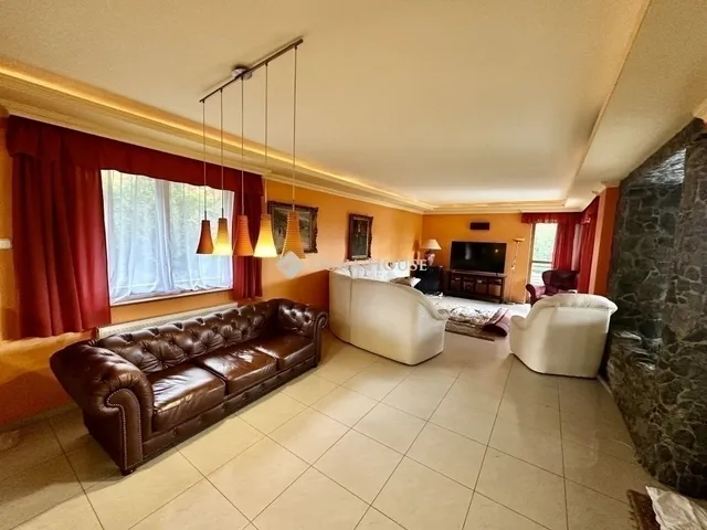 Eladó ház Kecskemét, Kadafalva 207 nm