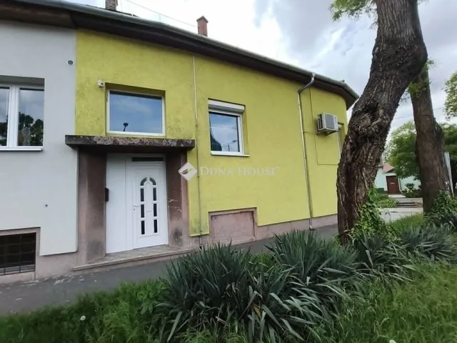 Eladó lakás Kecskemét 106 nm