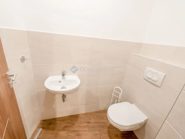 Eladó lakás Kecskemét, Belváros 96 nm