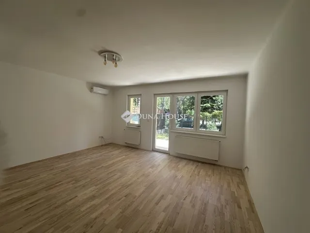 Eladó ház Kecskemét, Hunyadiváros 105 nm