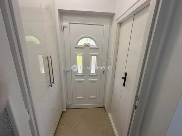 Eladó ház Kecskemét, Hunyadiváros 105 nm