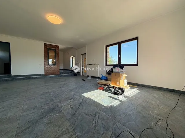 Eladó ház Cserkeszőlő 138 nm