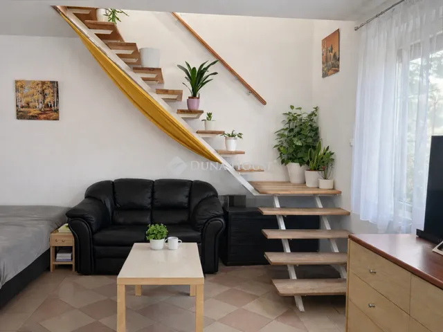 Eladó nyaraló Cserkeszőlő 96 nm