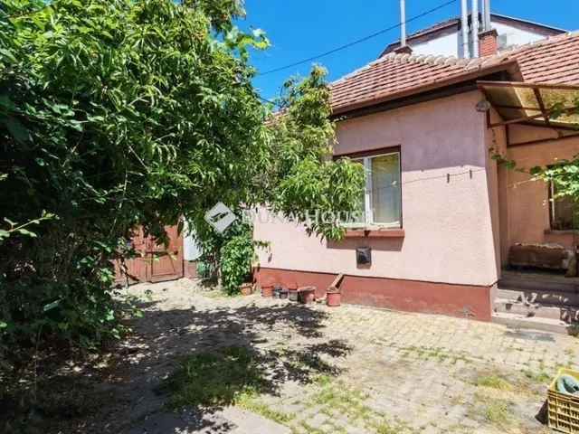 Eladó ház Kecskemét 94 nm