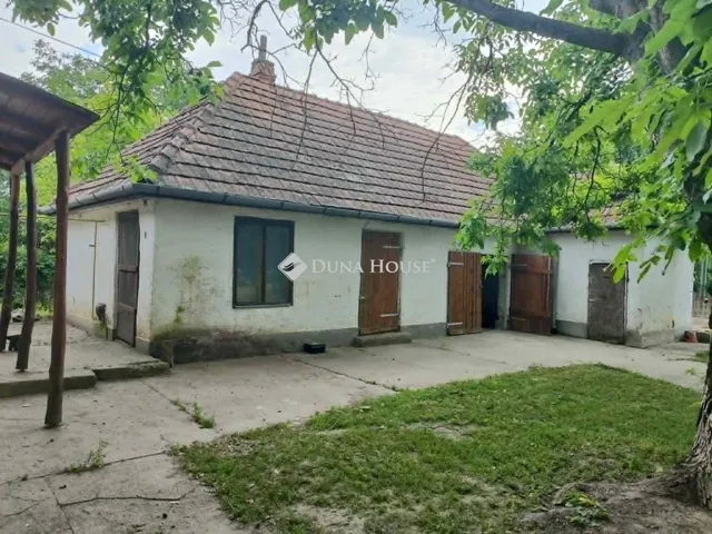 Eladó ház Városföld 85 nm