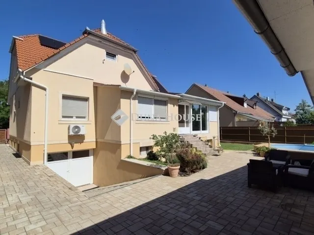 Eladó ház Kecskemét 150 nm