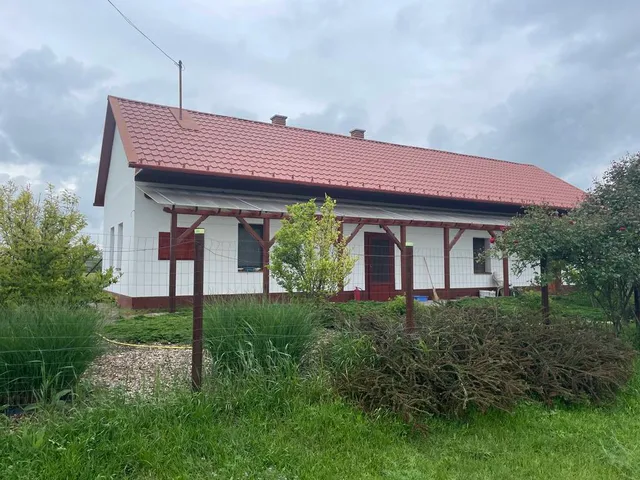 Eladó mezőgazdasági ingatlan Lajosmizse 900 nm