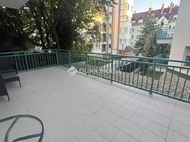 Eladó lakás Kecskemét 80 nm