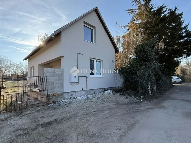 Eladó ház Kecskemét 70 nm