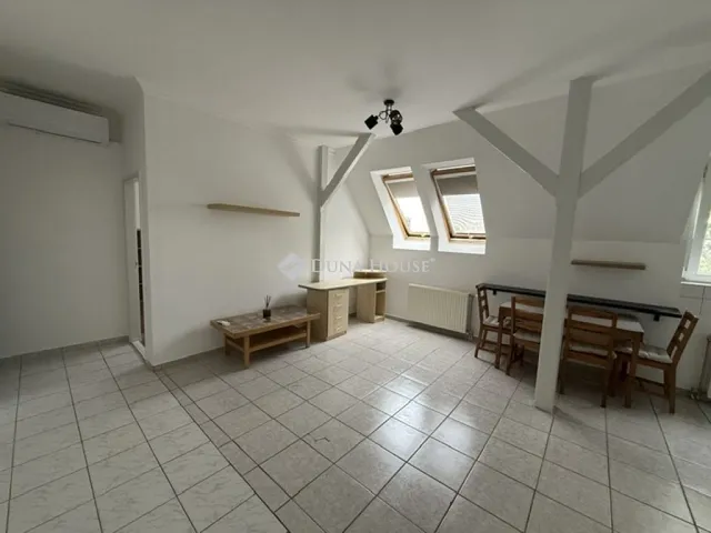 Eladó lakás Kecskemét 60 nm
