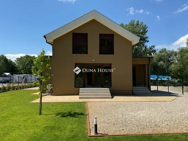 Kiadó ház Kecskemét 154 nm