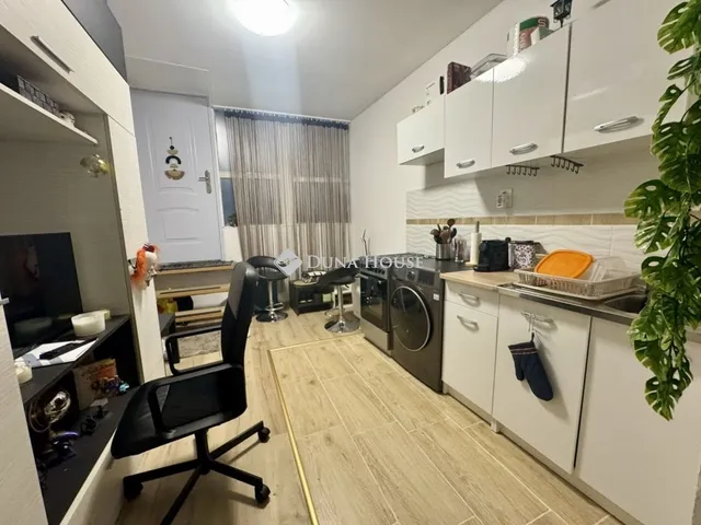 Eladó kereskedelmi és ipari ingatlan Budapest VII. kerület 28 nm