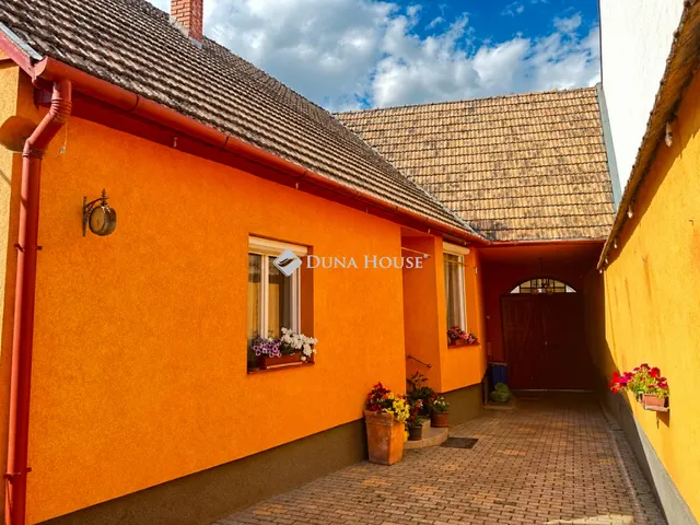 Eladó ház Kecskemét 100 nm