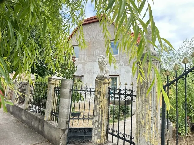 Eladó ház Nagykőrös 180 nm