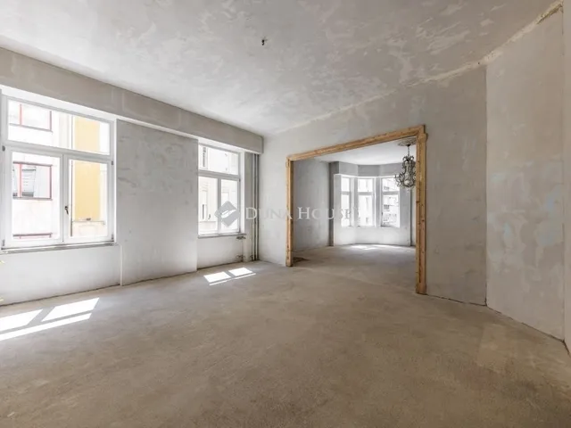 Eladó lakás Budapest V. kerület 160 nm