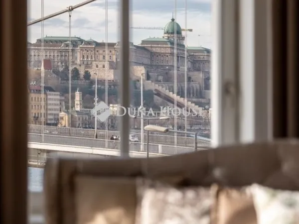 Eladó lakás Budapest V. kerület 246 nm