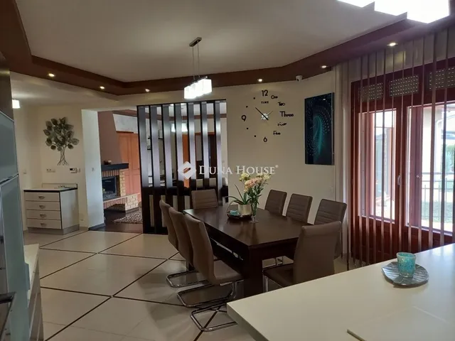 Eladó ház Nagykőrös 230 nm