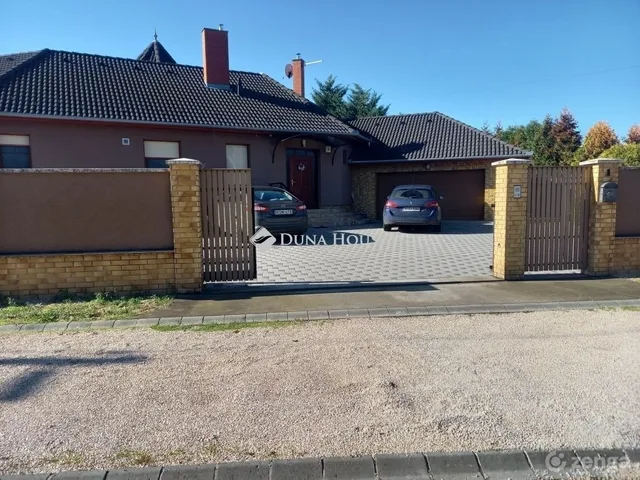 Eladó ház Nagykőrös 230 nm