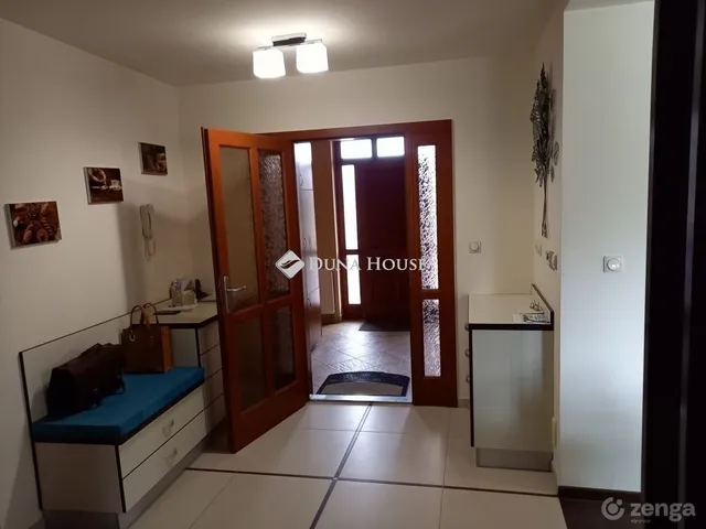 Eladó ház Nagykőrös 230 nm