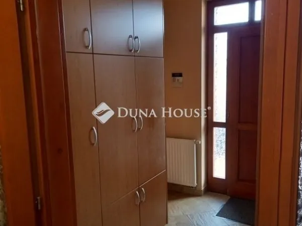 Eladó ház Nagykőrös 230 nm