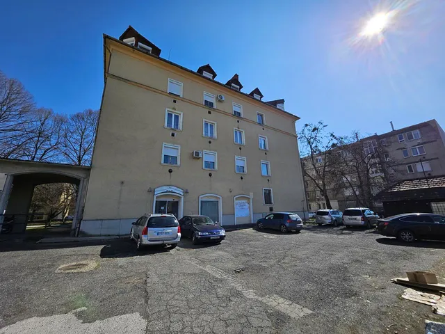 Eladó lakás Miskolc, Győri kapu, Gyula UTCA 28 55 nm