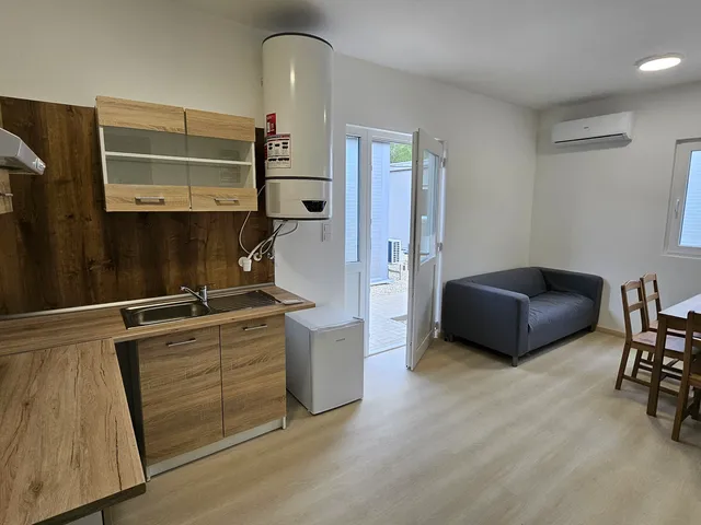 Kiadó ház Miskolc, Szentpéteri kapu 969 nm