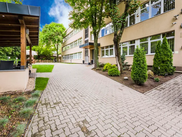 Kiadó kereskedelmi és ipari ingatlan Miskolc, Győri kapu 39 nm