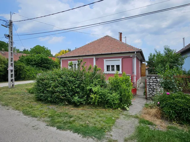 Eladó ház Miskolc, Szirma 90 nm