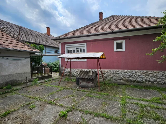 Eladó ház Miskolc, Szirma 90 nm