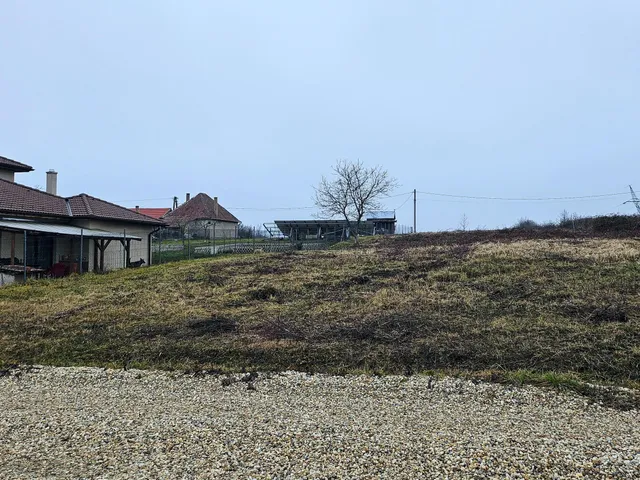 Eladó telek Miskolc, Margitta 750 nm