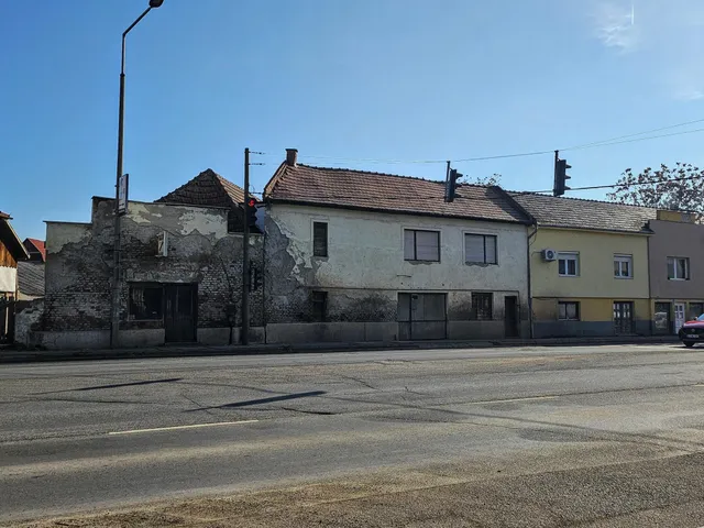 Eladó kereskedelmi és ipari ingatlan Miskolc, Hejőcsaba 303 nm