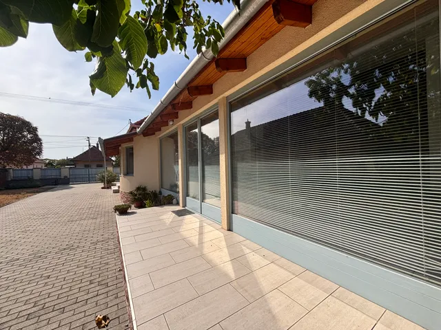 Eladó ház Mezőkövesd 165 nm