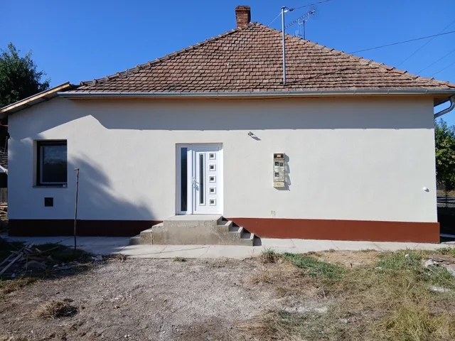 Eladó ház Gyomaendrőd, Endrőd 81 nm