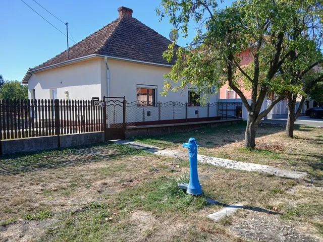 Eladó ház Gyomaendrőd, Endrőd 81 nm