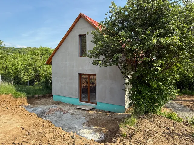 Eladó ház Pécs, Gyükés, Alsógyükési út 108 nm
