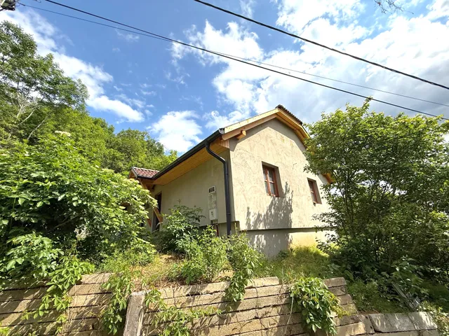 Eladó ház Pécs, Mecsekoldal 63 nm