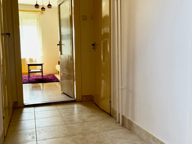 Kiadó lakás Pécs, Uránváros, Kőrösi Csoma 45 nm
