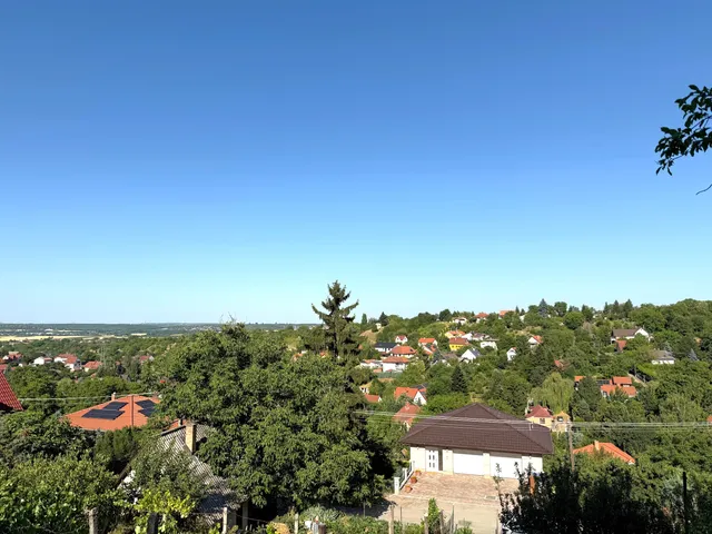 Eladó telek Pécs, Postavölgy 974 nm