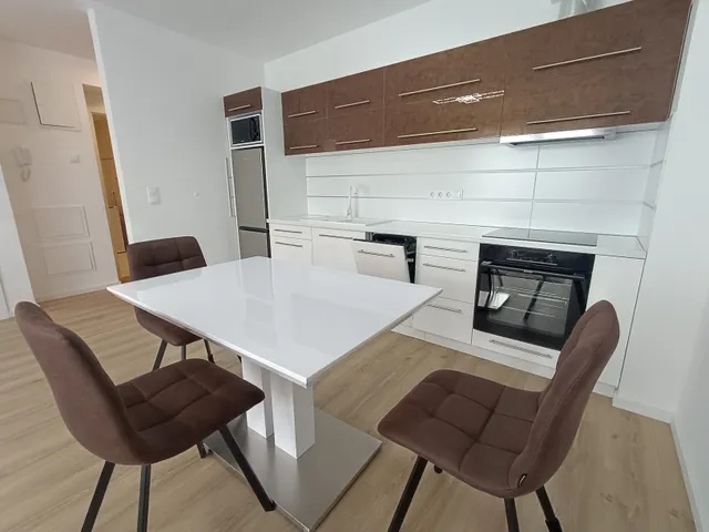 Kiadó lakás Pécs, Belváros 41 nm
