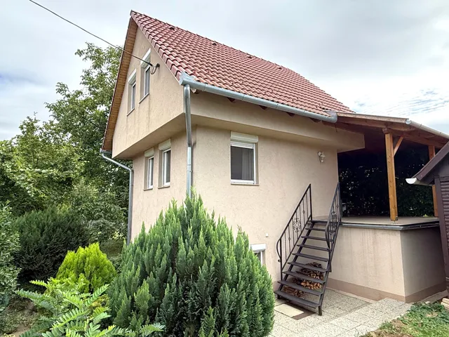 Eladó ház Bogád 122 nm