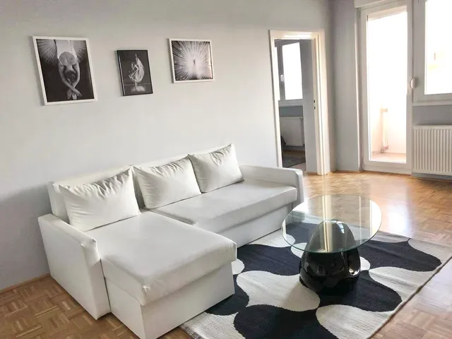 Eladó lakás Pécs, Uránváros 52 nm