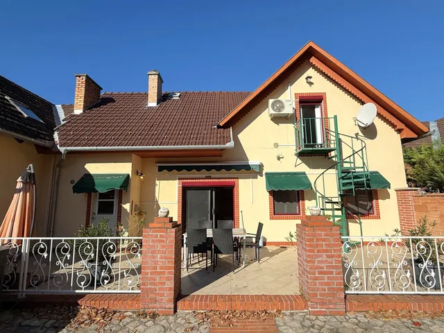 Eladó ház Orfű 228 nm