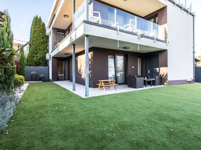 Eladó lakás Pécs, Egyetemváros 70 nm